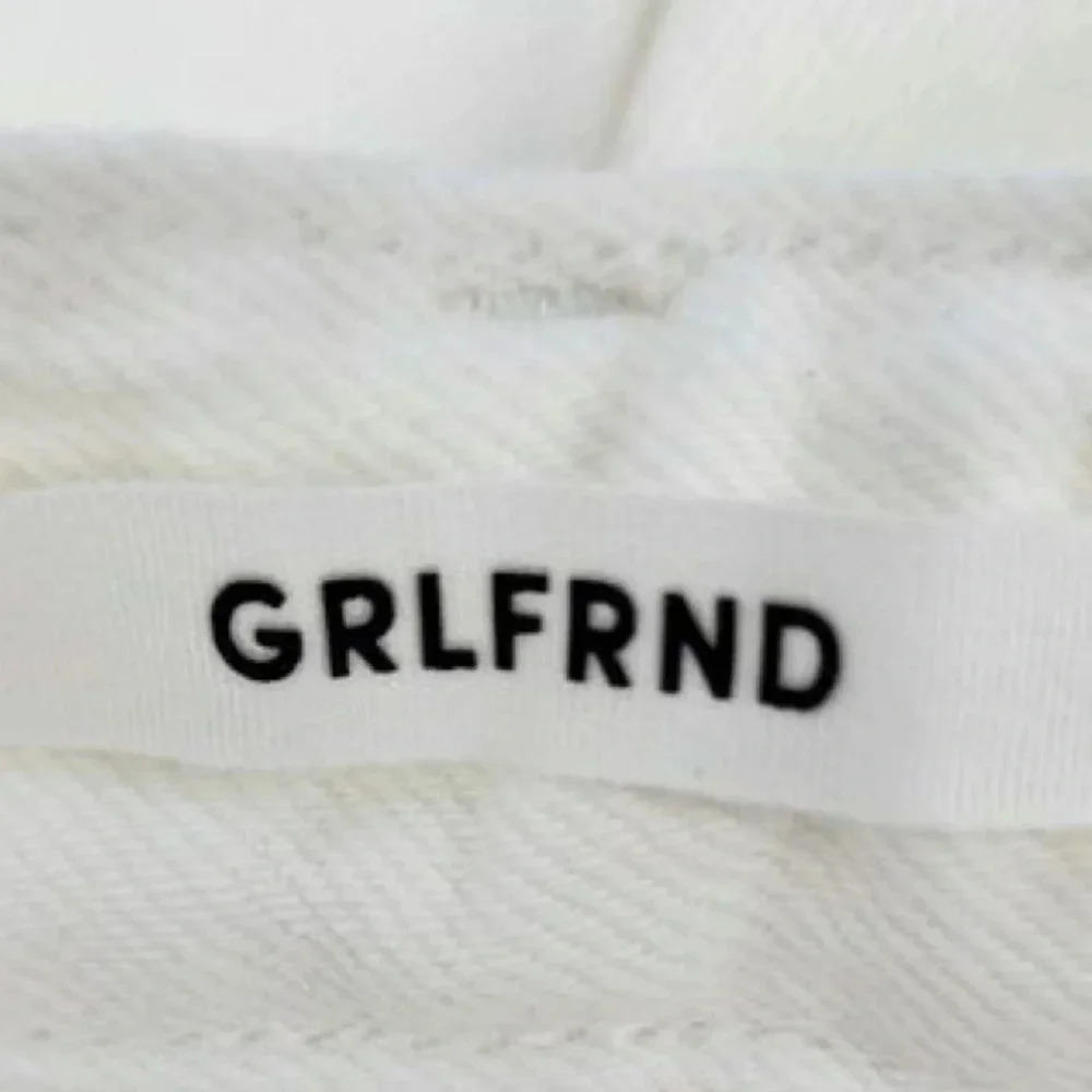NWT! GRLFRND Thea Pants in Super Moon - Picture 3 of 3